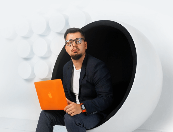 [Антон Маркин] Ай Болит (2022)_0.png